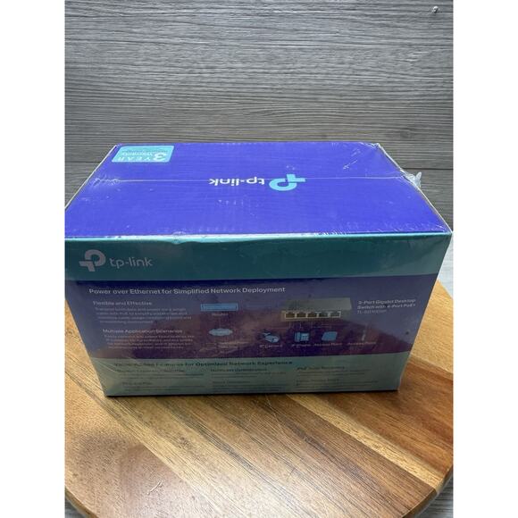 TP-LINK TL-SG1005P 5-Port Desktop Switch - Picture 3 of 6